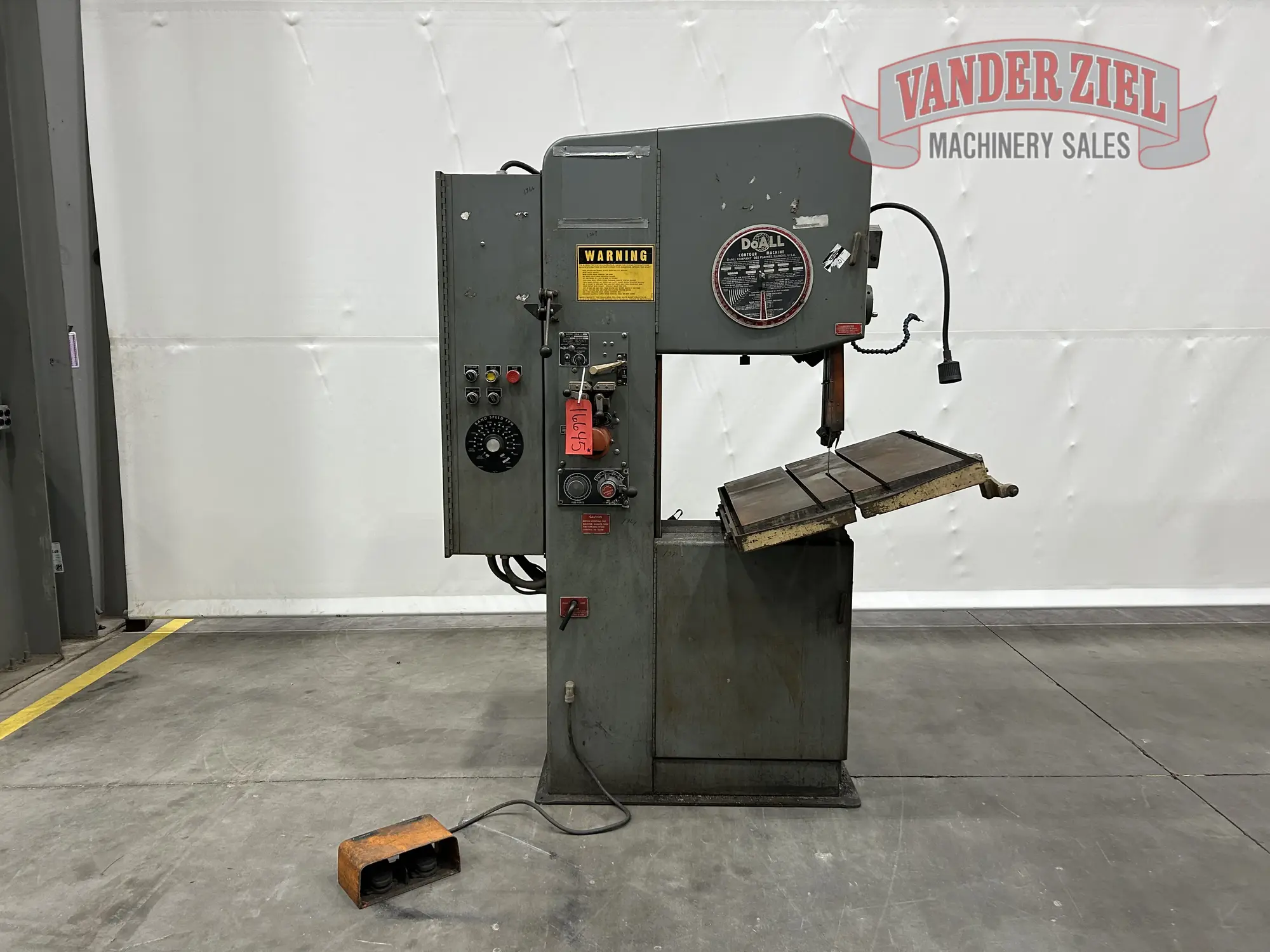 Used DOALL 2012-2H Vertical Band Saws Michigan US | Vander Ziel Machinery Sales #480513