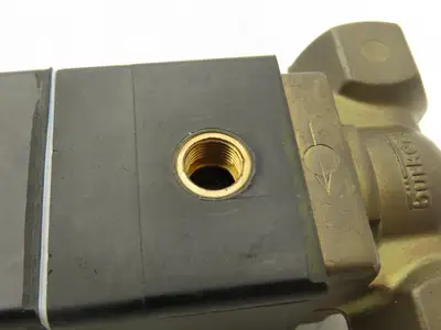 Burkert 262 Pneumatically Operated Valve 2 Position 2 port 0-87psi G 1/2