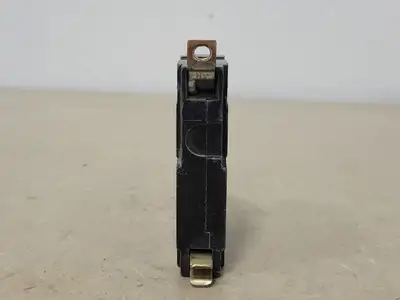 USED SQUARE D QOB115