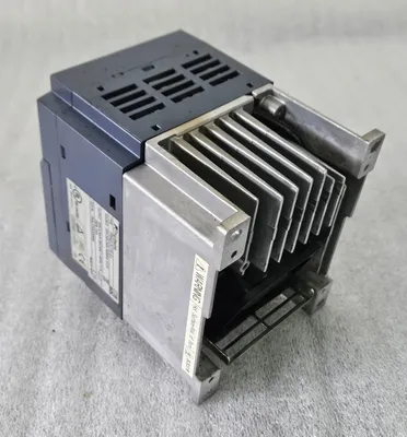 Used FUJI ELECTRIC FRN2.2C1S-2J Electronics & Components Ohio US | Great American Equipment Company #1356804