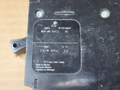 Used SCHNEIDER ELECTRIC EDB16015 Switchgears British Columbia CA | Lenmark #913576