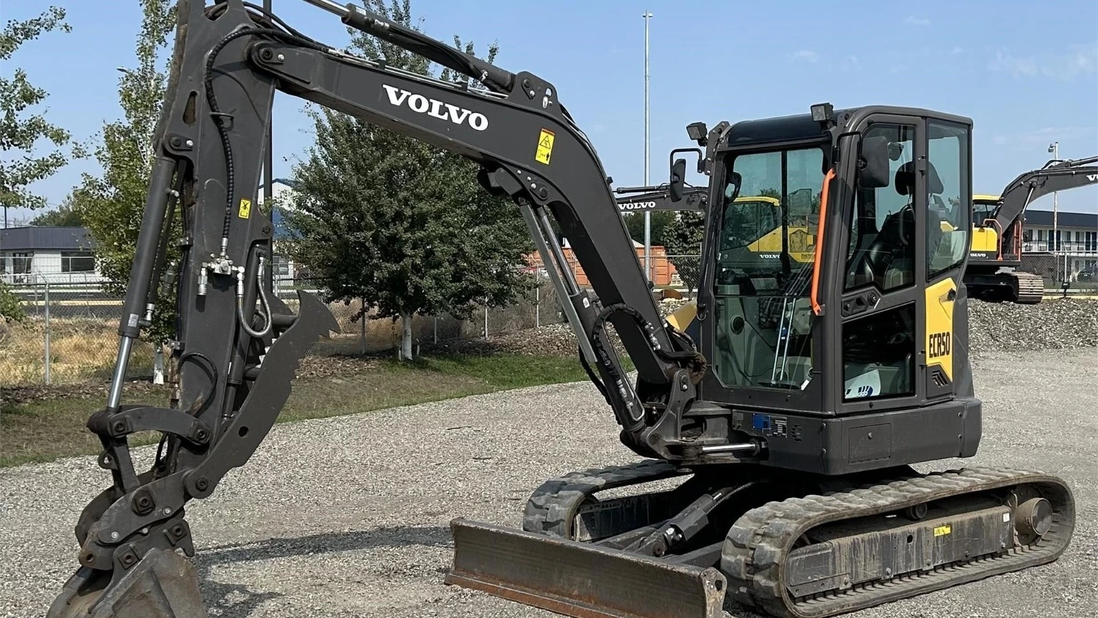 USED 2023 Volvo ECR50F