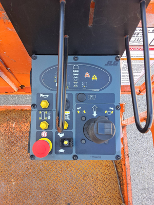 USED 2014 JLG 4069LE