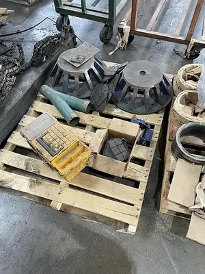 USED CORE CHUCKS VARIOUS SIZES