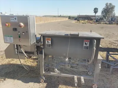 Used BLENTECH SM-18C44-3D Ribbon Blenders California US | Machinery & Equipment #1324654