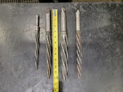Spiral Flute Taper Shank Reamer (4pcs different sizes)