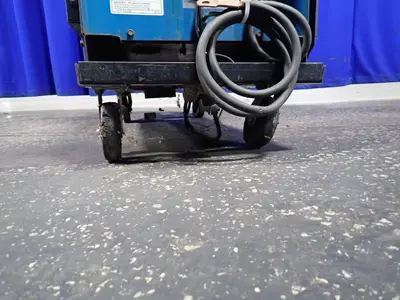 USED MILLER CP300