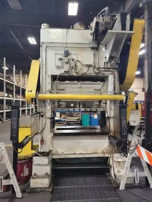 USED MINSTER P2-200