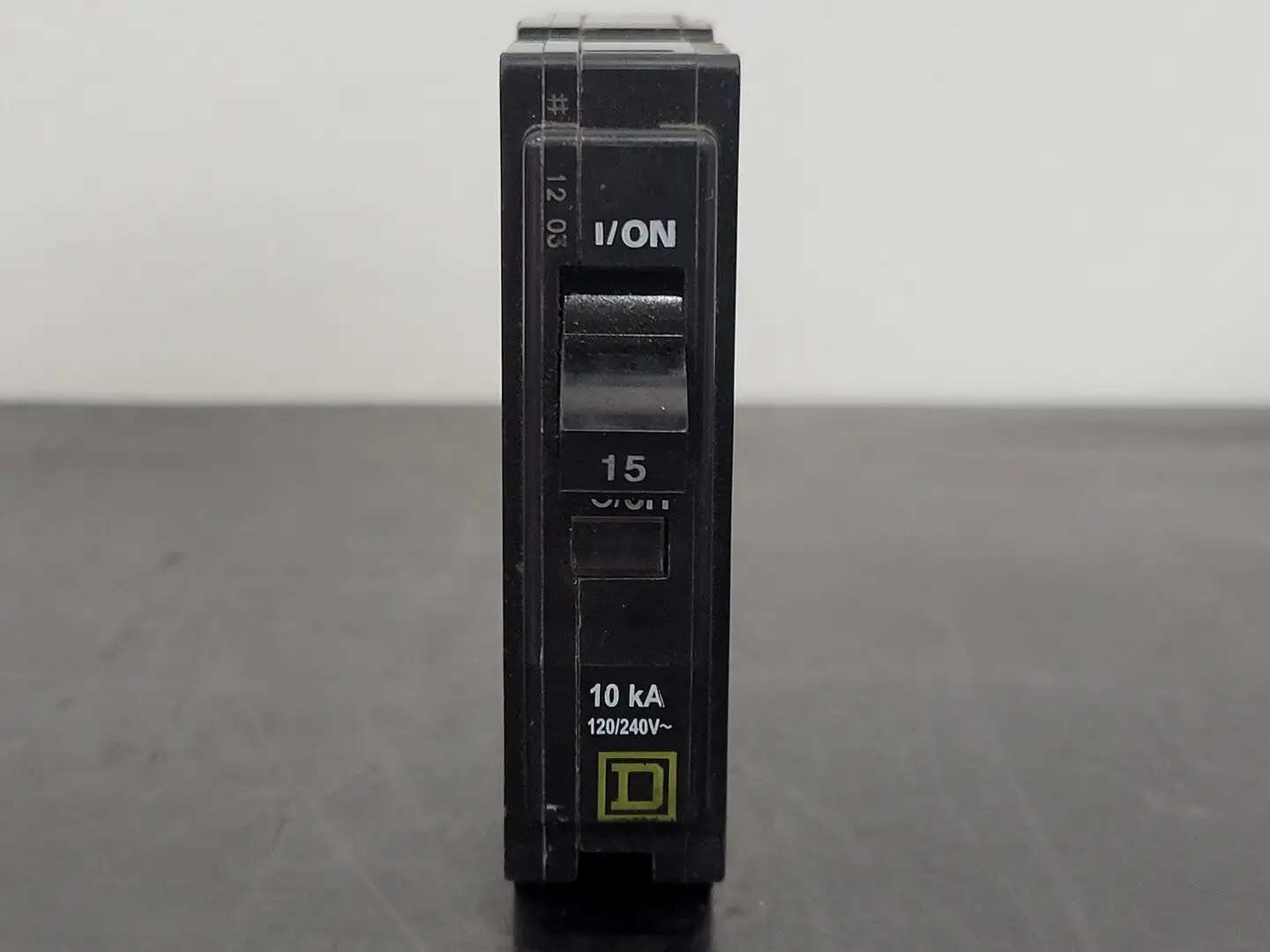 USED SQUARE D QO115