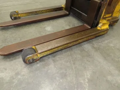 Big Joe PDI-24-A6 Walk Behind Pallet Lift Truck 2000lbs 24V Straddle Stacker