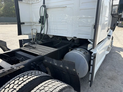 Used 2021 VOLVO VNL760 Conventional trucks Indiana US | Miedema Asset Management Group #1414630