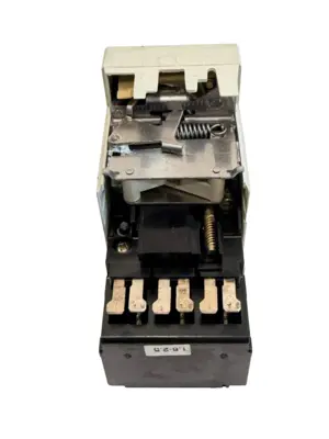 USED TELEMECANIQUE LB1-LB03P07 INTEGRAL STARTER OVERLOAD LB1LB03P07