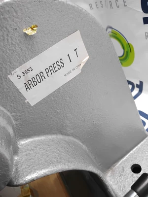 USED ARBOR PRESS S3552