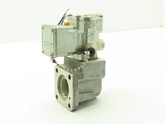 Parker KO65 Pilot Solenoid Valve 3 Way 120VDC Attached To A 3-1/2" Manifold