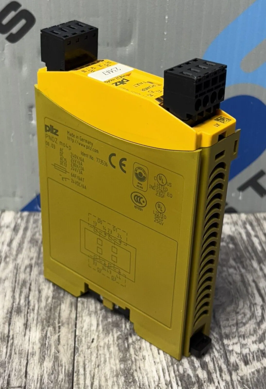 USED Pilz PNOZ mo4p 773536