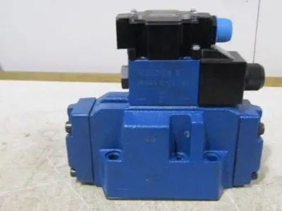 Rexroth R978903768 4WEH16EB72/6EW110N9DK23L Valve NEW