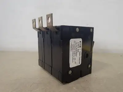 USED EATON CUTLER-HAMMER BAB3050H