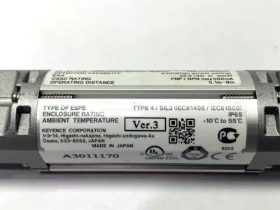Used KEYENCE Safety Light Curtain Transmitter, 8 Optical Axes, 24VDC Light Curtains & Grids Michigan US | Maverick Industrial Sales #1454229