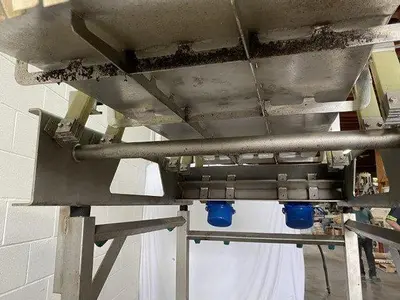 BEST 6' Shaker Conveyor
