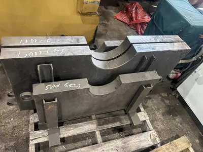 400 TON MILLHOFF ROLLING FRAME HYDRAULIC STRAIGHTENING PRESS: YOBRO #24002