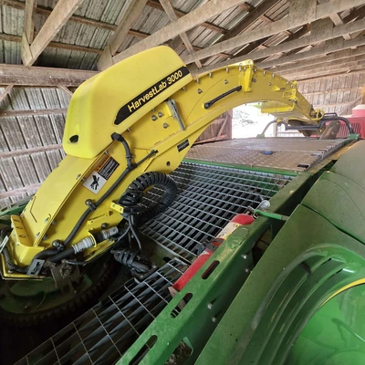 JOHN DEERE 8800 chopper | Iron Listing (12)