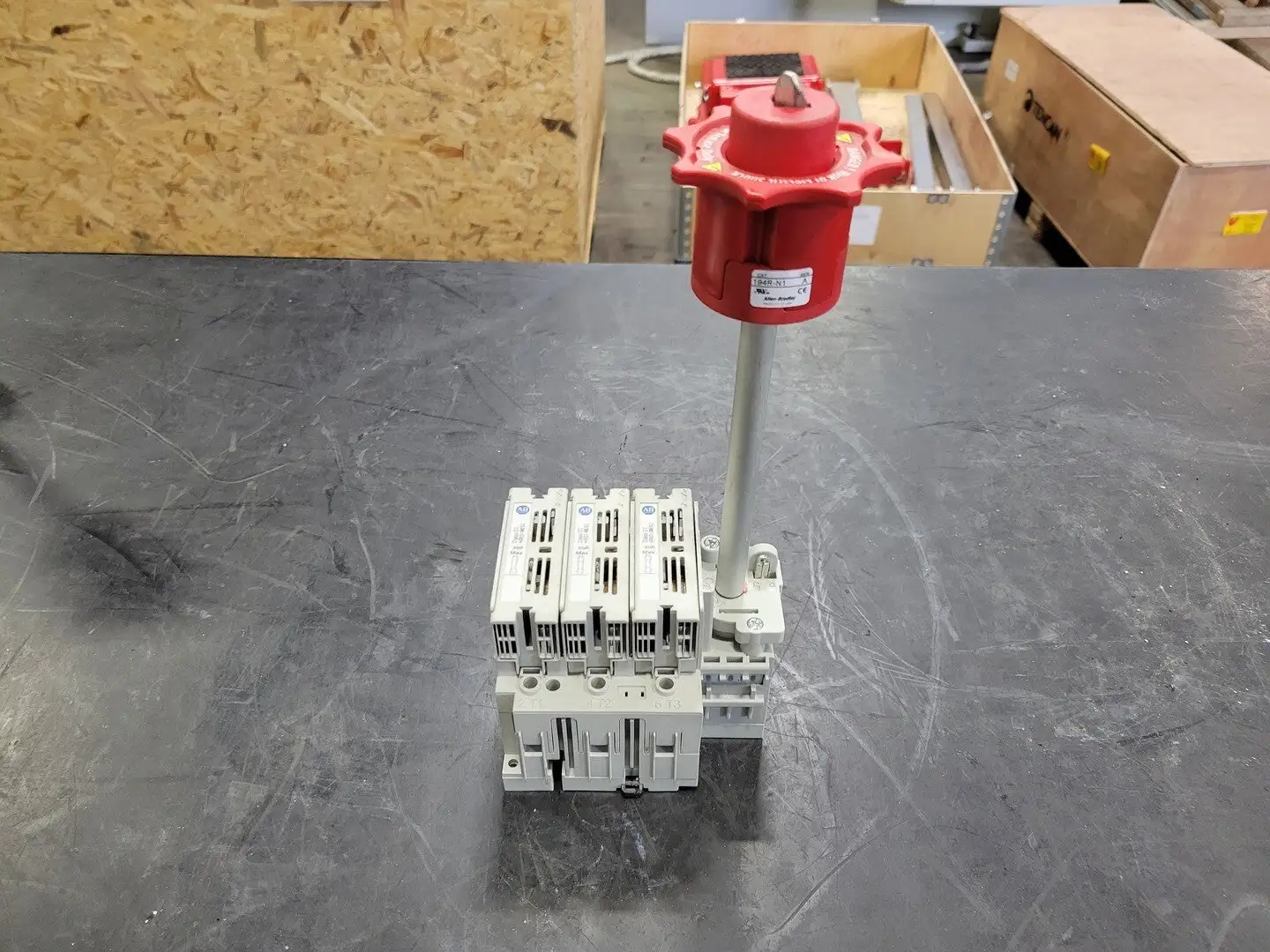 Used ALLEN-BRADLEY 194R-C30-1753 Switchgears British Columbia CA | Lenmark #242168
