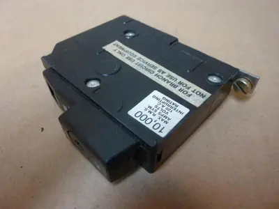 USED SQUARE D QOB110