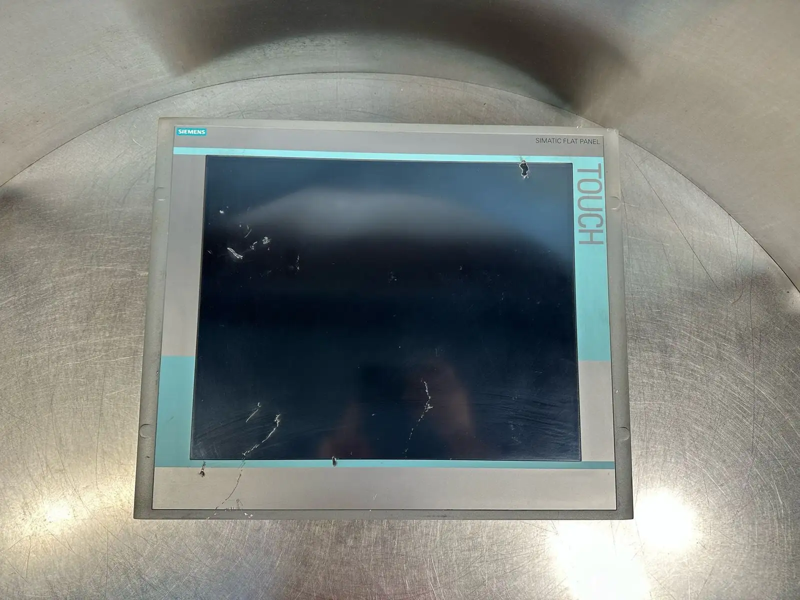 Siemens 6AV7 861-3TA00-1AA0 Simatic 19" Touch 6AV78613TA001AA0 (8.5.7)