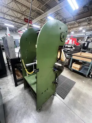 USED DIACRO 16-36