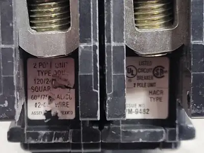 USED SQUARE D QOU215