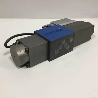 USED REXROTH 4WRPE10Q550M20/G24K0A1M836