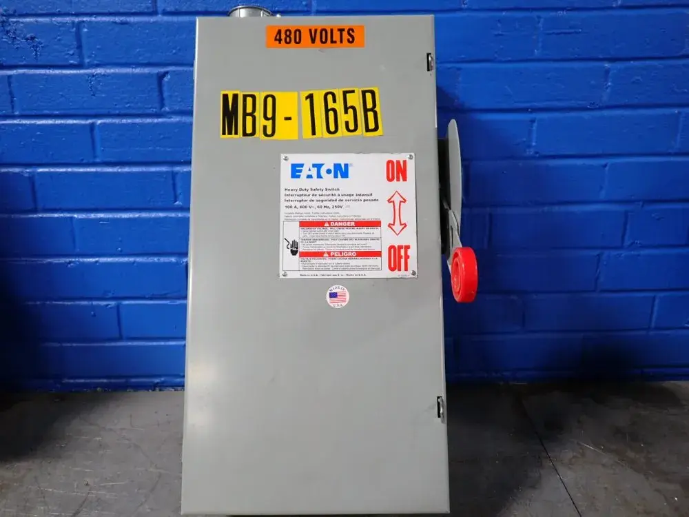Eaton 100 A  Heavy Duty Switch
