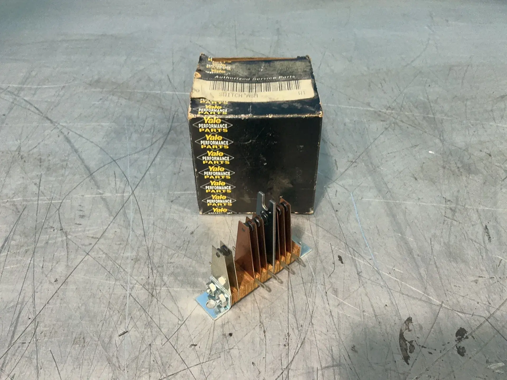 Used YALE _UNKNOWN_ Switch Parts Ohio US | HGR 24 #1485368