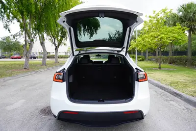 Used 2022 TESLA MODEL Y SUVs Florida US | Truck and Van Outlet #1509246
