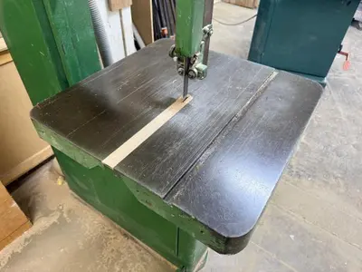 Powermatic Model 81 Bandsaw