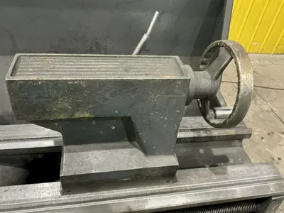 21" X 84" CLAUSING MODEL #21 ENGINE LATHE METRIC & 3.5" HOLE: YOBRO #25140