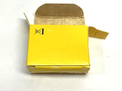 USED ELEMENT TIME DELAY DUAL ELEMENT FUSE 600VAC 150VDC 8A BOX OF 6