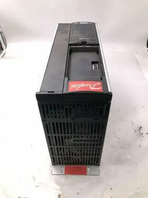 Danfoss VLT 5008 175Z0570 12.2A Variable Speed Drive 380-500V 0-1000Hz