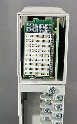 Used Schneider Schneider 140DAO84010 PLC Processors South Carolina US | Palmetto Automation #1519347