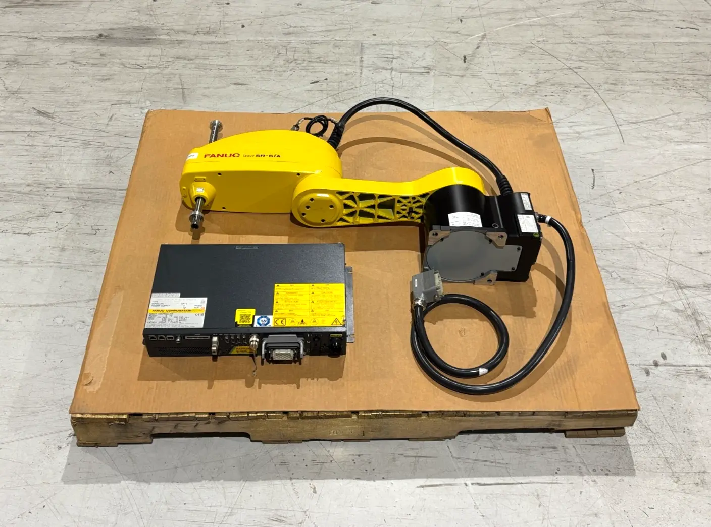 USED FANUC SR-6IA