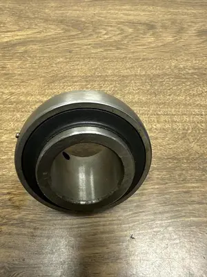 New | in-Stock TR UC208-24 Bearings | Surplus Asset Holdings #1194290
