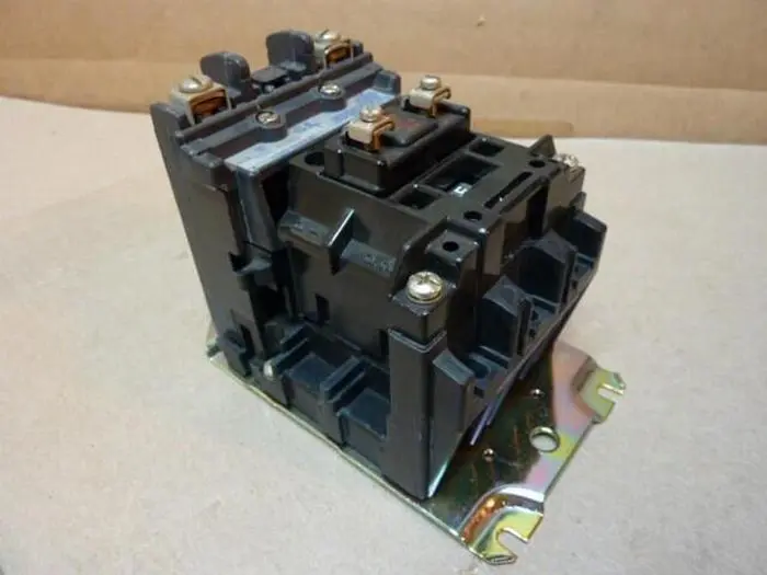 Used ALLEN BRADLEY 500L-BOD92 SER B PLC Contactors Michigan US | Ideal Machinery #700002