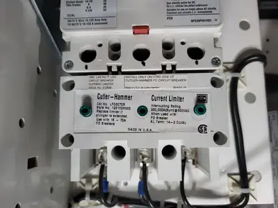 Used EATON SVX005A1-5A4N1 Switchgears British Columbia CA | Lenmark #240122