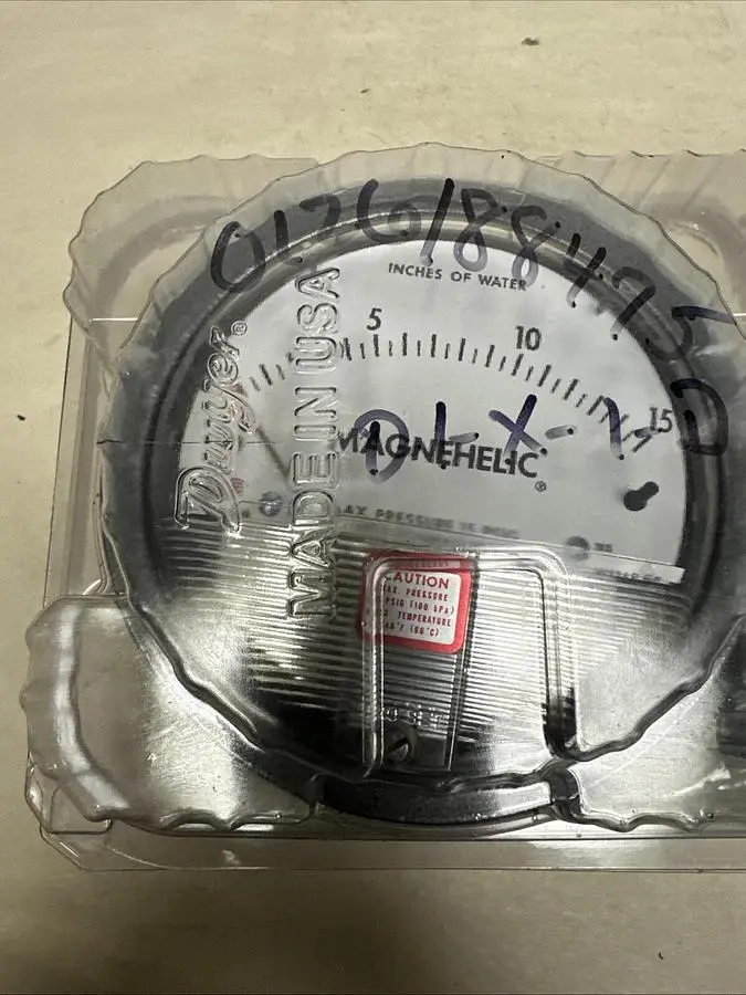 USED DWYER 102011-00