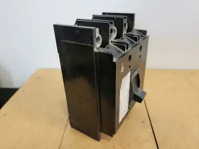 200 Amp 3 Pole Circuit Breaker