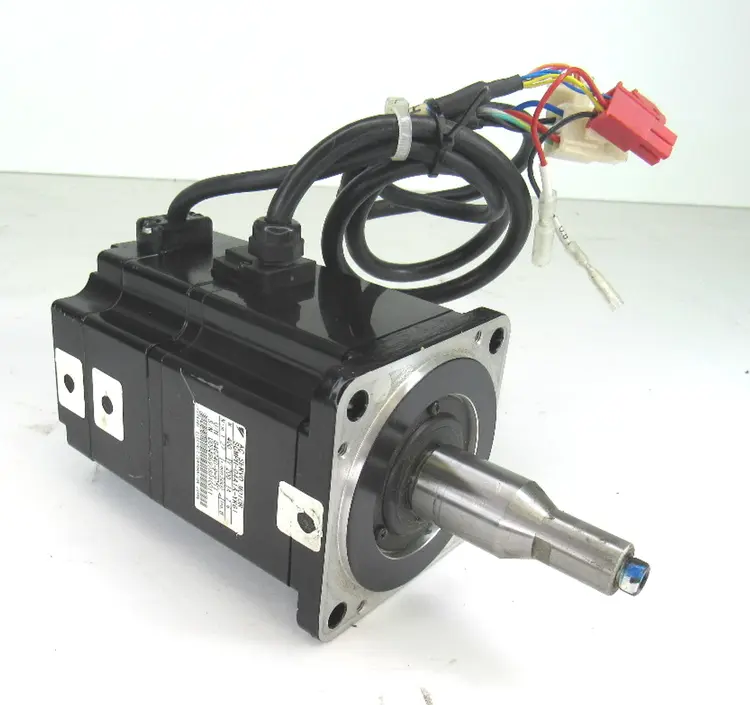 Used YASKAWA SGMPH-04A1A-YR61 Servo Motors Kentucky US | Industrial Parts R Us Inc. #356561