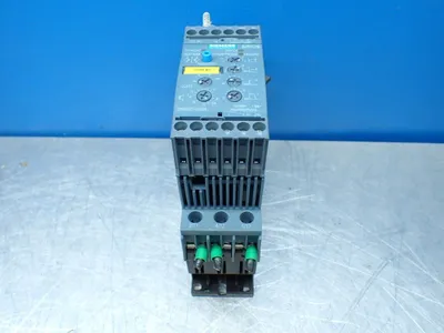 USED SIEMENS 3RW40271BB04