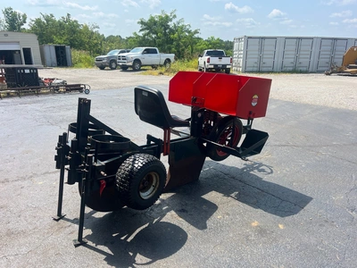 Mechanical Transplanter CT-8 Transplanters | County Equipment Company LLC (4)