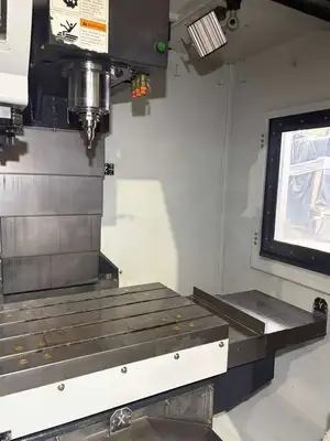 USED 2013 YAMA SEIKI AV-610