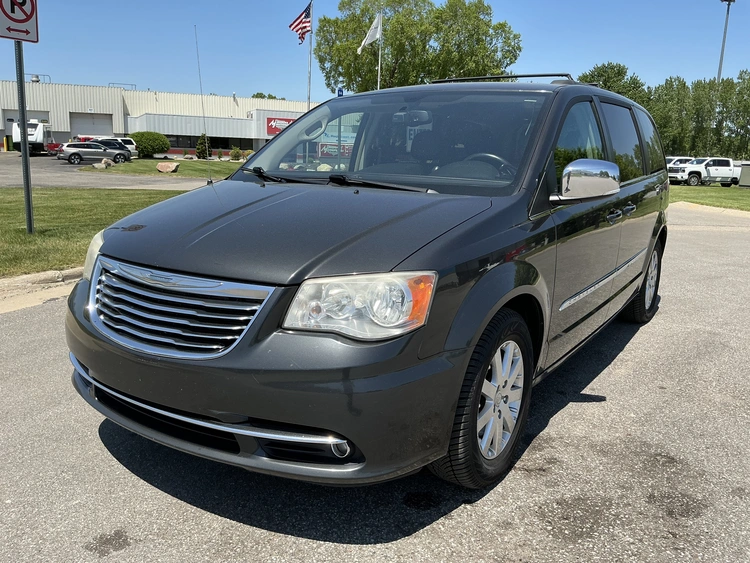 Used 2012 CHRYSLER TOWN & COUNTRY Vans Michigan US | Miedema Asset Management Group #1144404